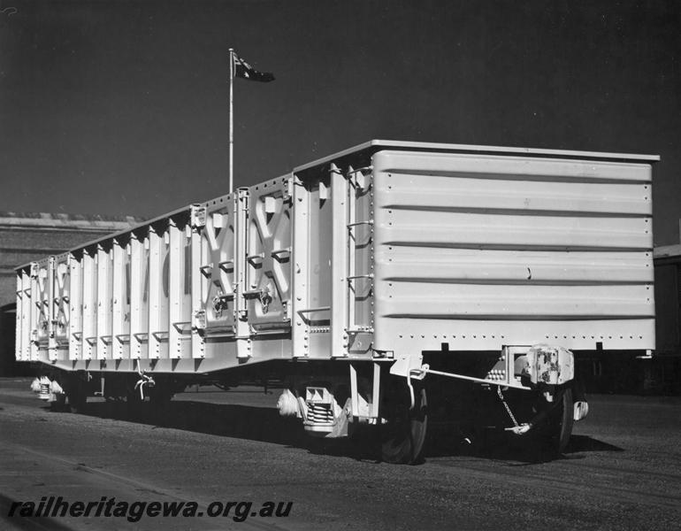 P00423
2 of 3 views of WGX class 33218 standard gauge bogie gondola, (later reclassified to WOAX class) Midland Workshops, as new, side and full end view

