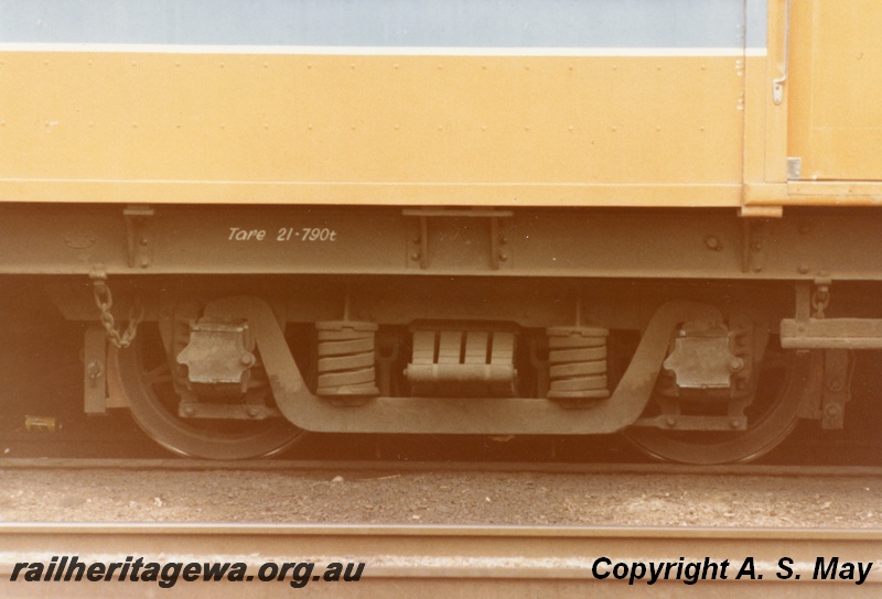 P01239
AY class 26, bogie, side view.
