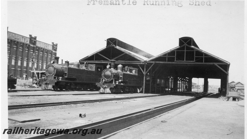 P01400
K class and N class locos, loco sheds, Fremantle Loco depot, view looking into the sheds.

