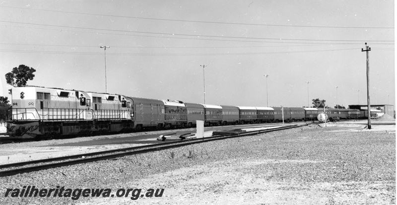 P01919
L class 260 double heading with another L class, Forrestfield, on the 