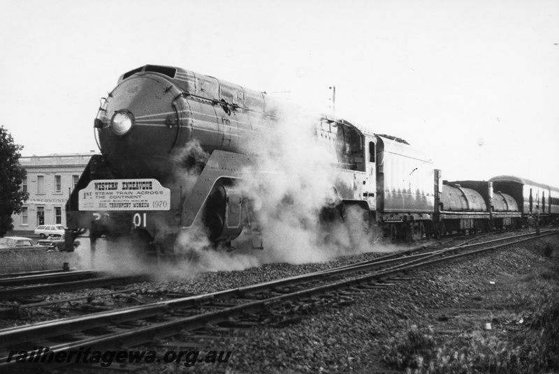 P02374
2 of 5 views of NSWR loco C3801 on the 