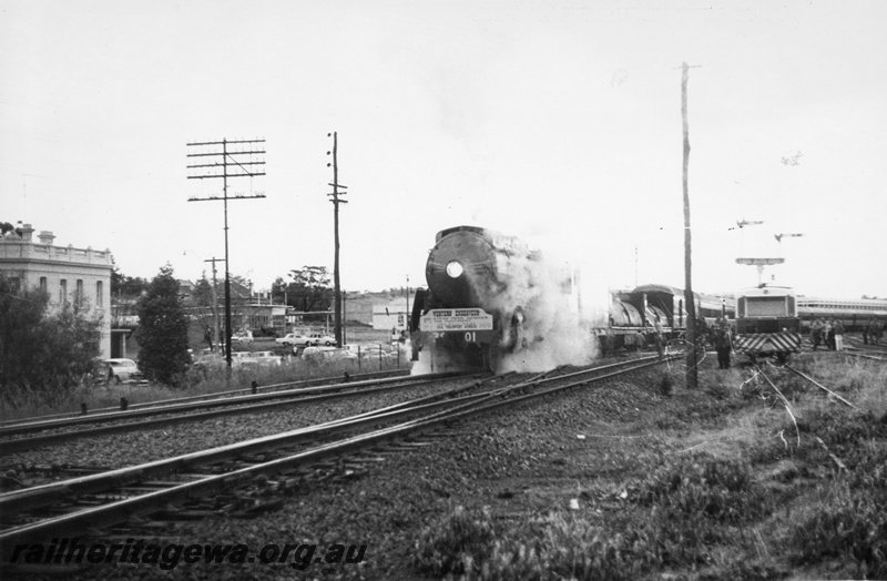 P02375
3 of 5 views of NSWR loco C3801 on the 