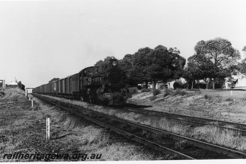 P02538
PMR class 724 steam locomotive on goods train near Daglish, side and front view, ER line, circa late 1960s.
