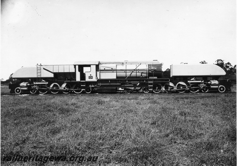 P02721
ASG class 26 Garratt articulated steam locomotive, side view, builder's photo.
