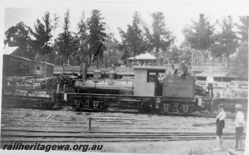 P02857
Millars steam locomotive 