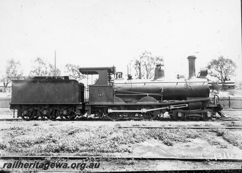 P02993
T class 167 steam locomotive, side view.
