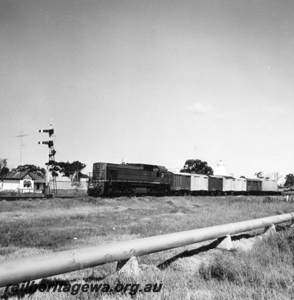 P03140
AB class 1531, shunting goods carriages, signal, Wagin, GSR line
