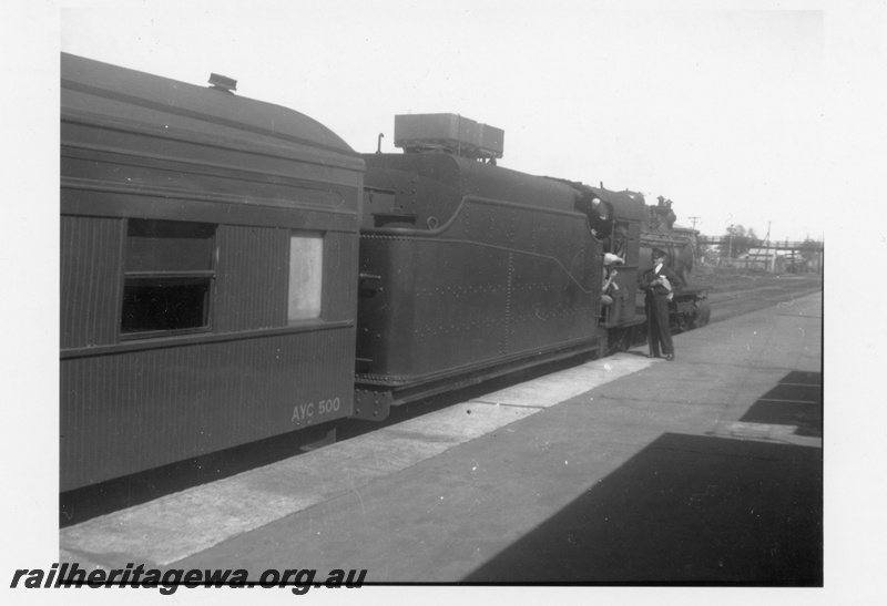 P03159
U class steam locomotive on the 