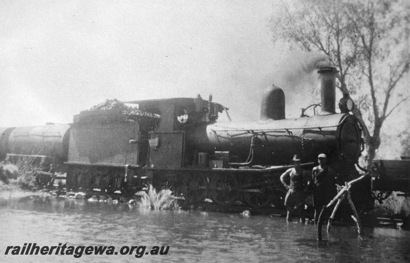 P03382
G class 234 parked next to flood waters, PM line, side and front view
