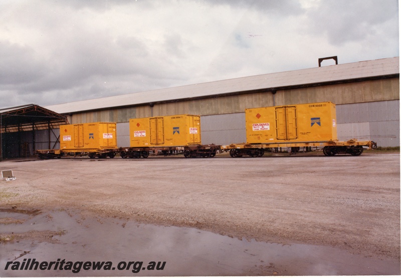 P03665
Westrail Explosives containers on QRC narrow gauge wagons at Midland Workshops
