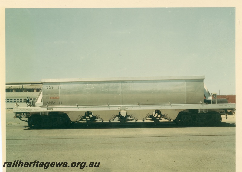 P03790
XNG class 11 salt wagon, side view
