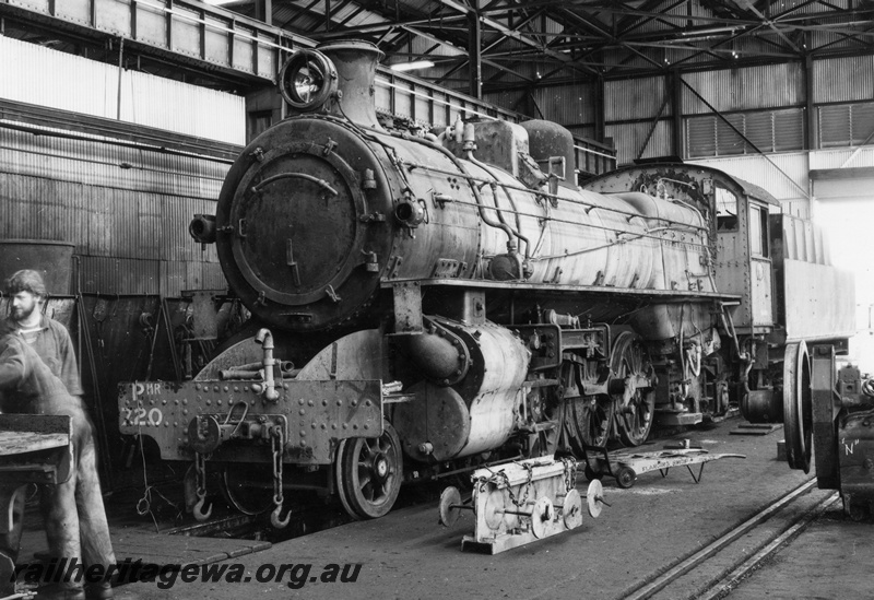 P04078
PMR class 720, being prepared in workshop for South Australia, front and side view
