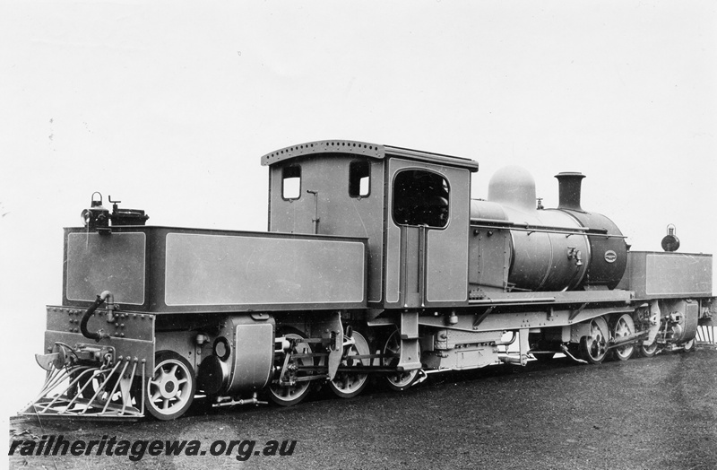 P04110
M class Garratt, rear and side view 
