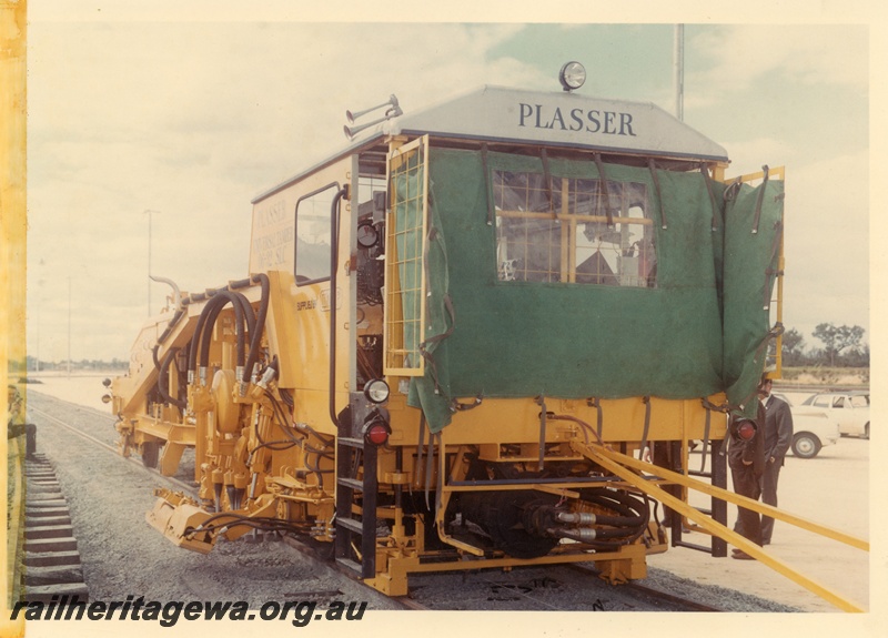 P04176
2 of 4, Plasser track tampering machine in as new condition.
