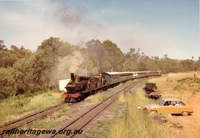 P04191
1 of 3, G class 233 steam locomotive 