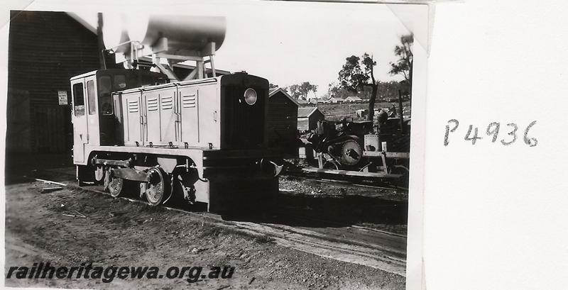 P04936
Mill shunting 0-4-0 diesel loco, Nannup mill
