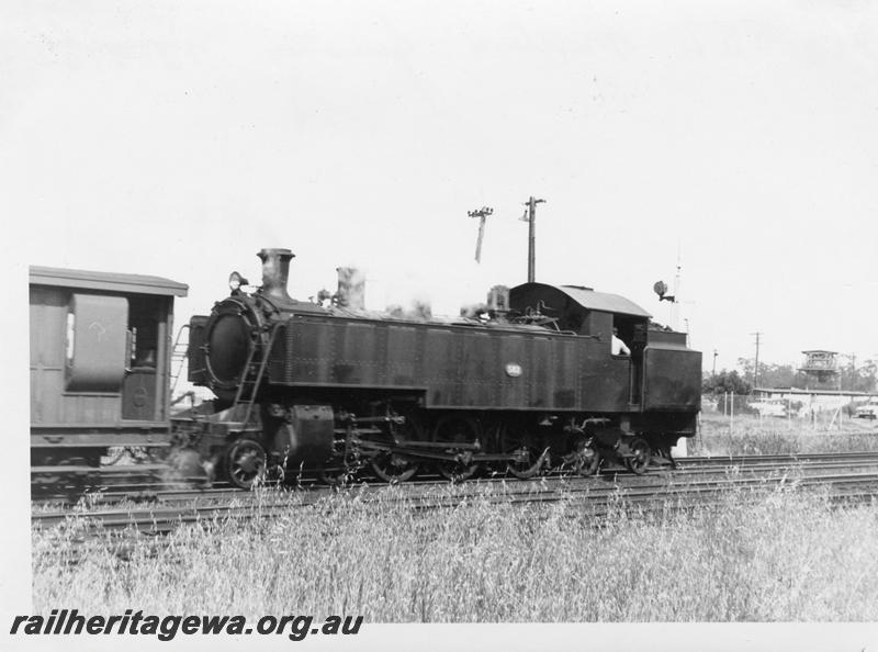 P06591
DM class 587, Midland Junction, coupled to an AD class carriage, suburban passenger train
