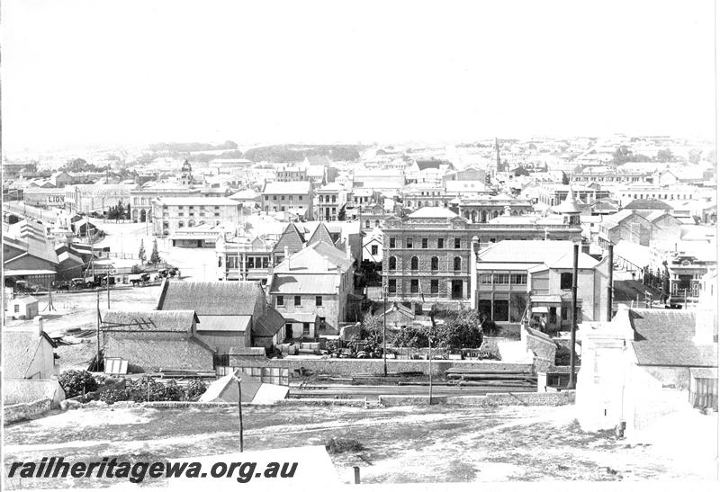 P07191-2
Fremantle town with railway tracks in the foreground, overall view from an elevated position looking east, other half of photo P7191-1
