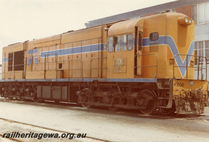 P07907
K class 206, orange livery, Forrestfield, side and front view.
