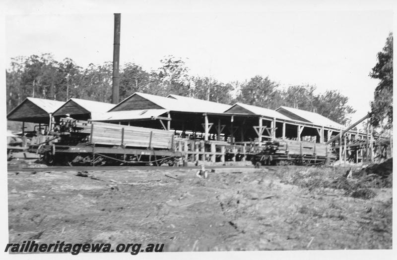 P07991
QA class bolster wagon loaded with sawn timber, timber mill, one of the first wagon loads from the new Quinninup Mill
