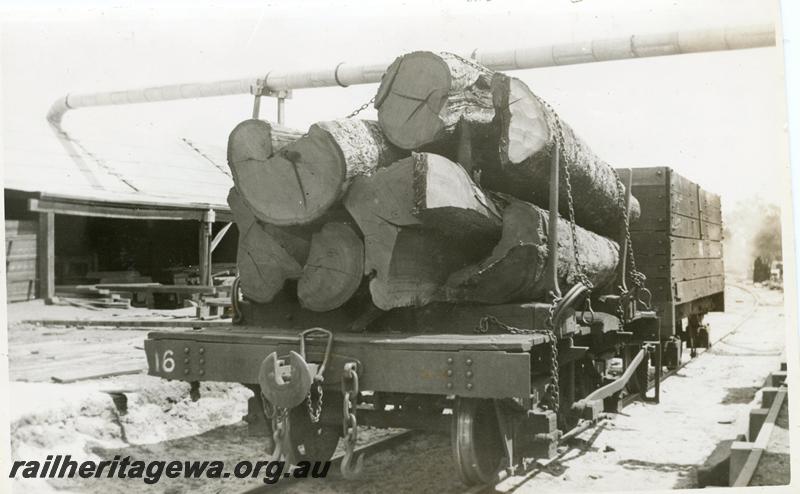 P07996
Millars 4 wheel bolster wagon No.16, Yarloop, loaded with sheoak logs, end and side view.
