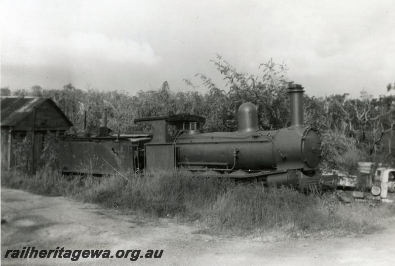 P08090
Adelaide Timber Co. loco No.71, East Witchcliffe, side and front view.
