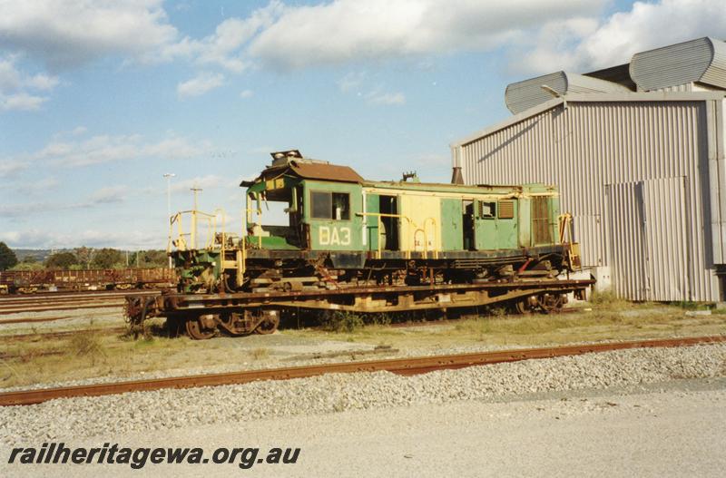 P08333
Australian National (AN) loco DA class 3, partly dismantled and placed upon a flat wagon, Forrestfield Yard, class altered to read 
