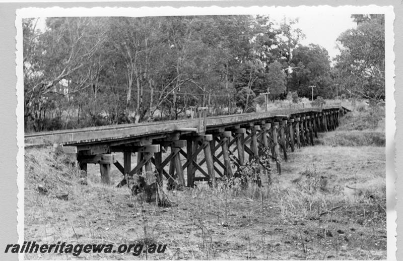 P09359
Railway bridge over Blackwood River, Nannup. WN line.
