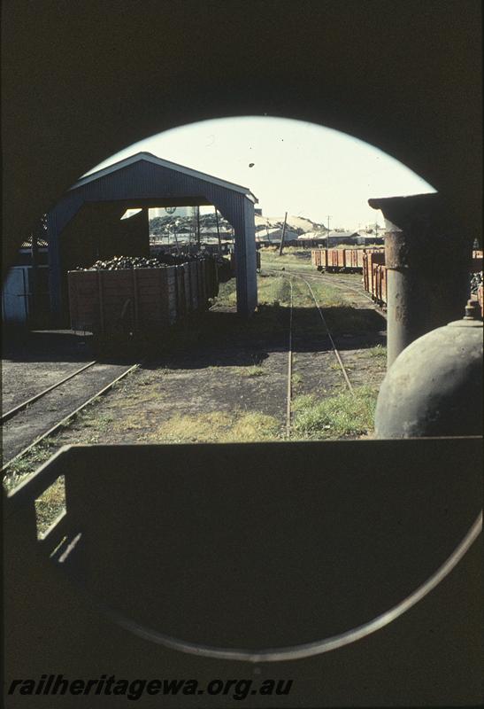 P09934
Coal dump shed, view through spectacle plate of H class 18, Bunbury loco shed. SWR line.
