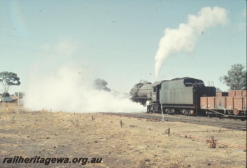 P11303
V class 1206 blowing down boiler, south end of Brookton. GSR line.
