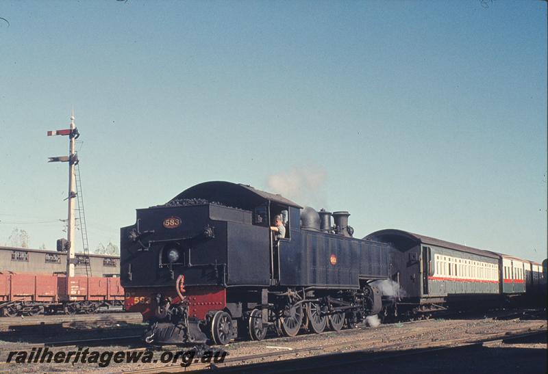 P12166
DM class 583 on carriage shunt, signal pole with two arms, one a distant arm, Perth Yard. ER line.
