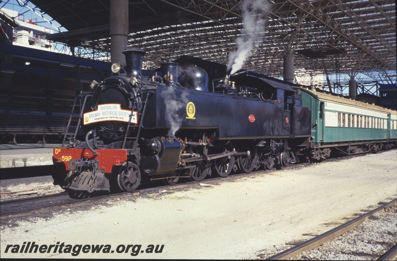 P12843
DD class 592, Perth station, front and side view, ARHS tour train.
