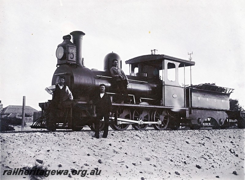 P12937
M class 23, Geraldton, NR line, front and side view.
