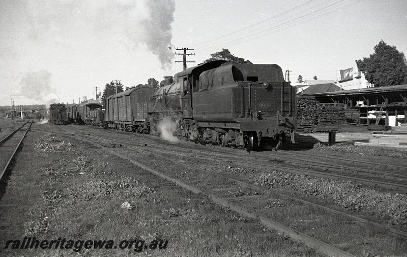 P13042
W class 908, side and rear view of tender, Narrogin, GSR line, front and side view, shunting, a 