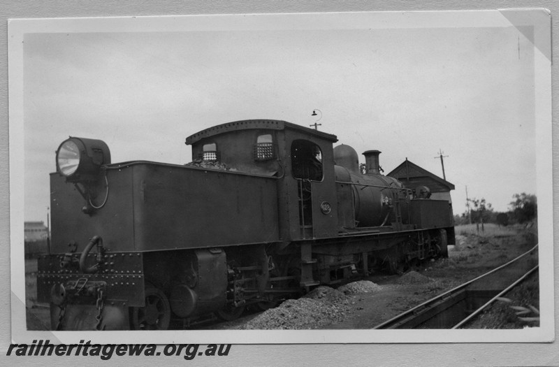 P14166
M class 428 Garratt loco, end of rear bunker and side view
