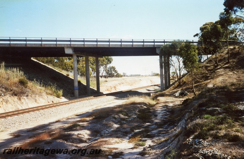 P14995
Road over bridge, Meenaar, Standard gauge line, view along the track
