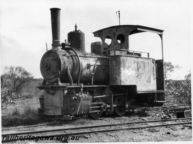 P15143
Orenstein & Koppel steam locomotive at Ajana. Locomotive used on Surprise Lead Mine haulage duties.
