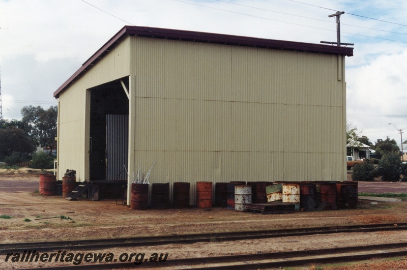 P15152
3 of 3 views of the abandoned goods shed at Wyalkatchem with the tracks removed and being used as a 