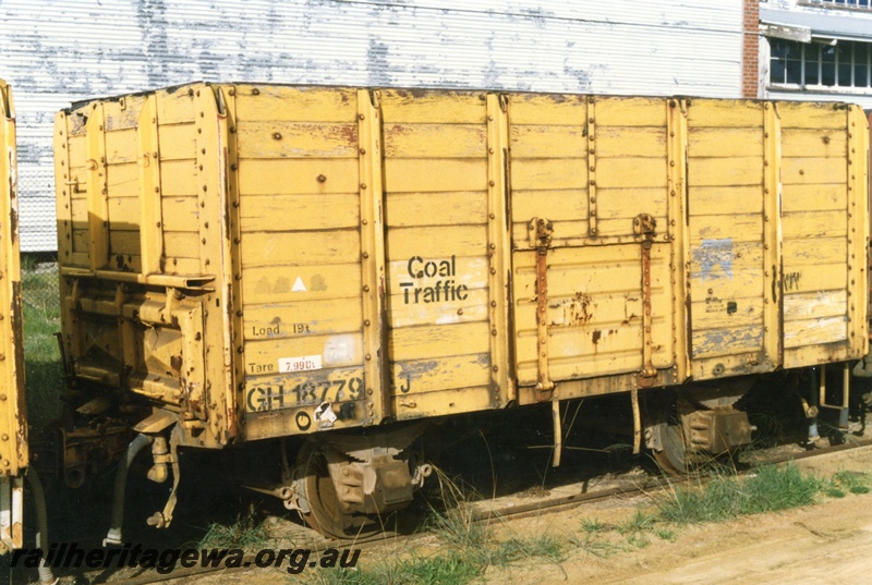 P15699
GH class 18779 high sided open wagon, yellow livery with 