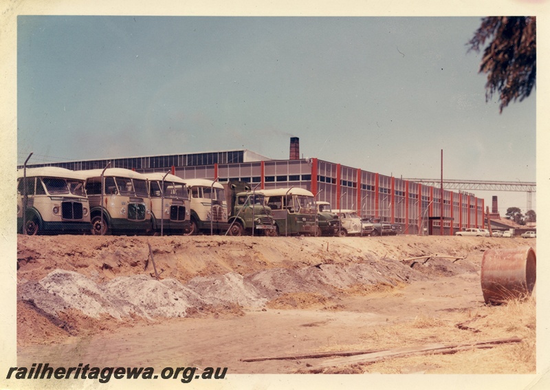 P15989
Railway Road Service buses, other vehicles, in fenced yard, services building, East Perth Depot, similar to P00127 
