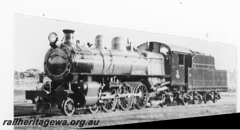 P16430
PR class loco, east Perth loco depot, front and side view
