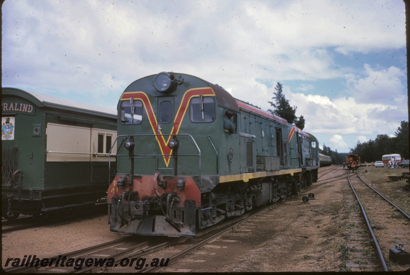 P16679
F class 41, and another F class loco, both in green with red and yellow stripe, 