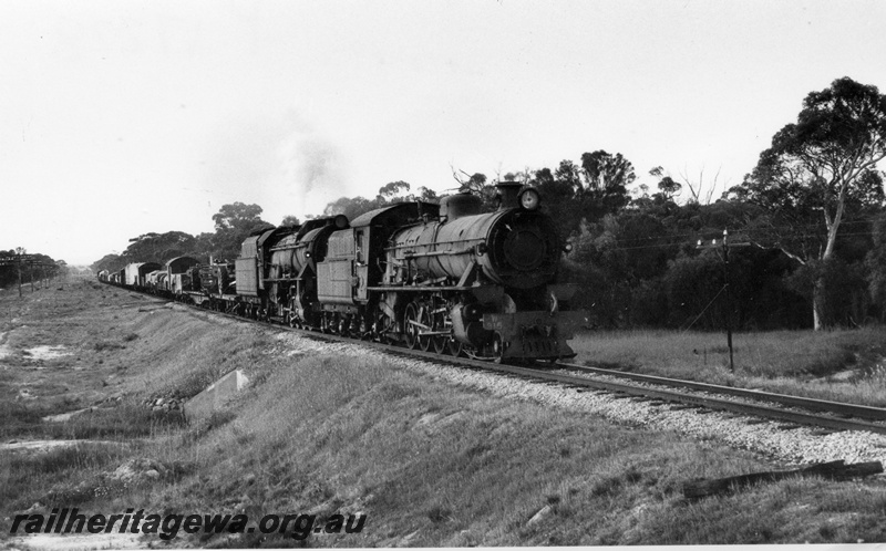 P17228
W class 915 and V class 1218, double heading goods train No 19, crossing culvert near Brookton, GSR line
