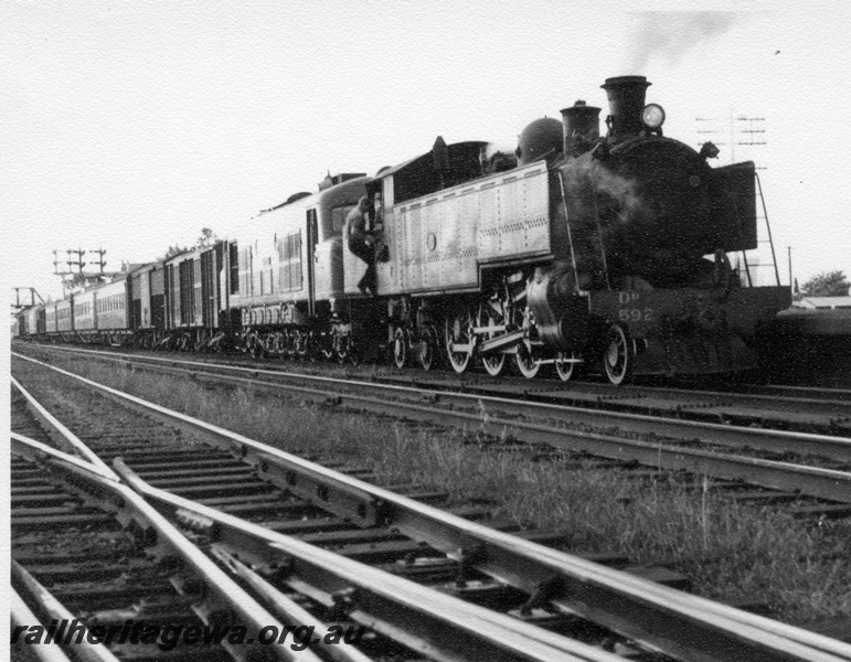 P17495
DD class 592 steam locomotive assisting XA class 1403 
