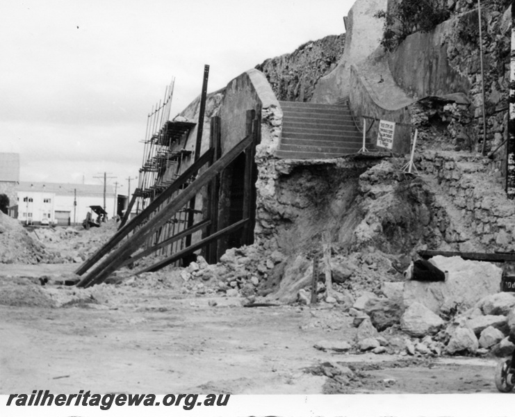 P18018
Standard gauge construction, tunnel buttresses, The Roundhouse, Fremantle, c1966

