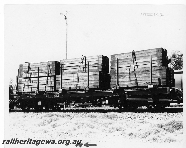 P20134
QBB class 1652, bogie timber wagon,  laden with timber, side view
