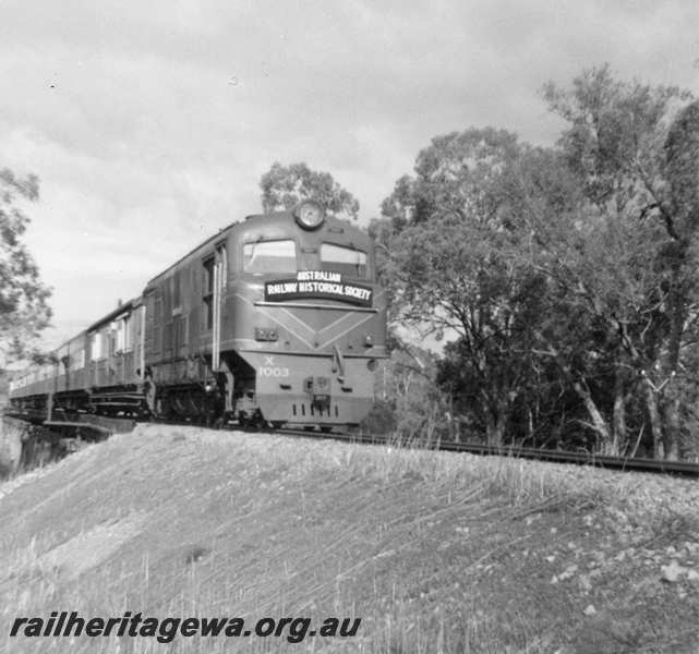 P21778
X class 1003 ARHS tour to Brookton crossing Dale River near Gilgering. GSR line.
