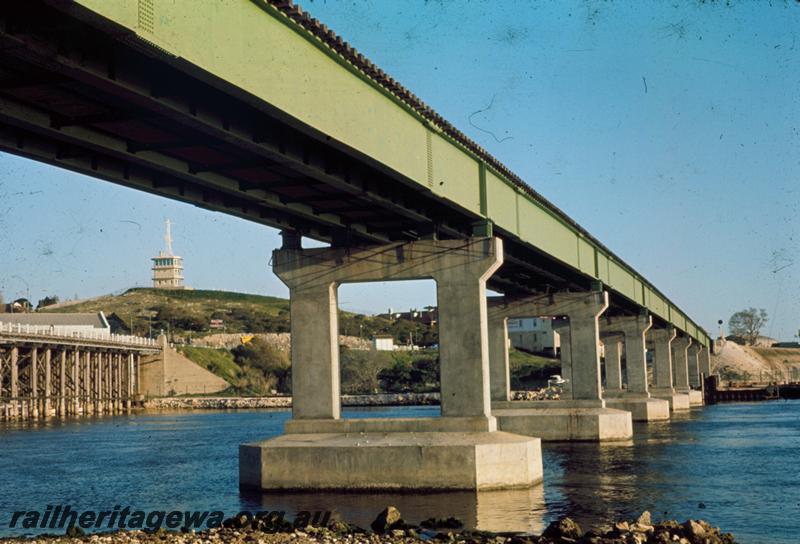 T00141
Steel girder bridge, North Fremantle looking south.
