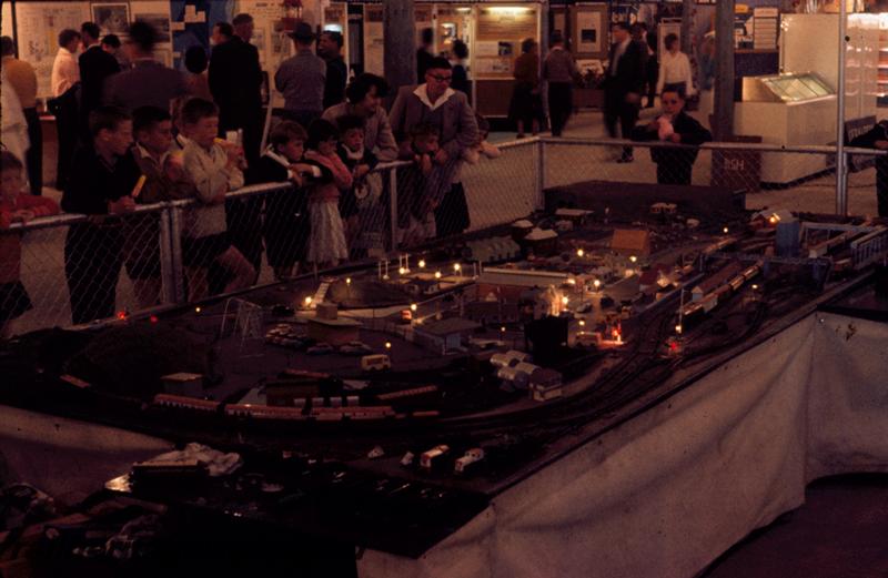 T00192
Geraldton Exhibition, model railway display
