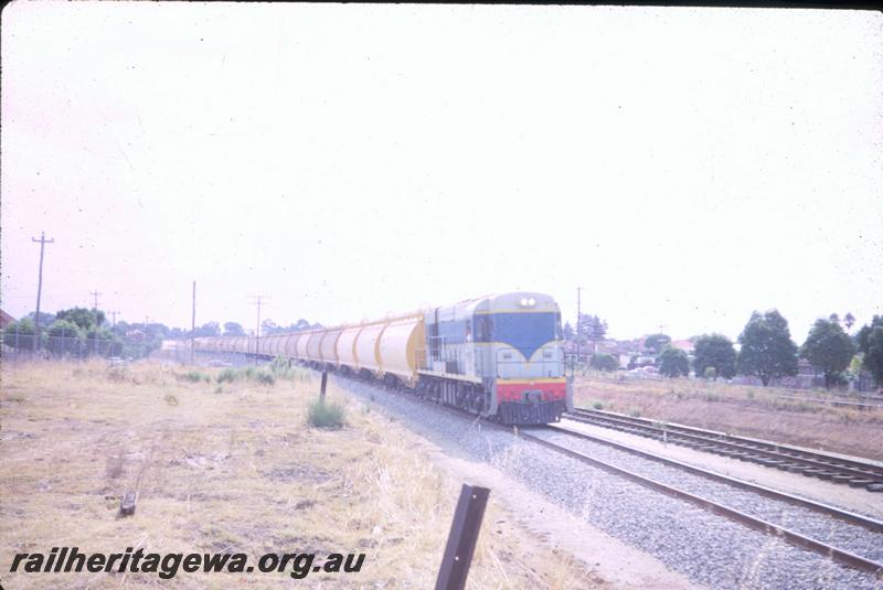 T00760
K class, approaching Midland, grain train
